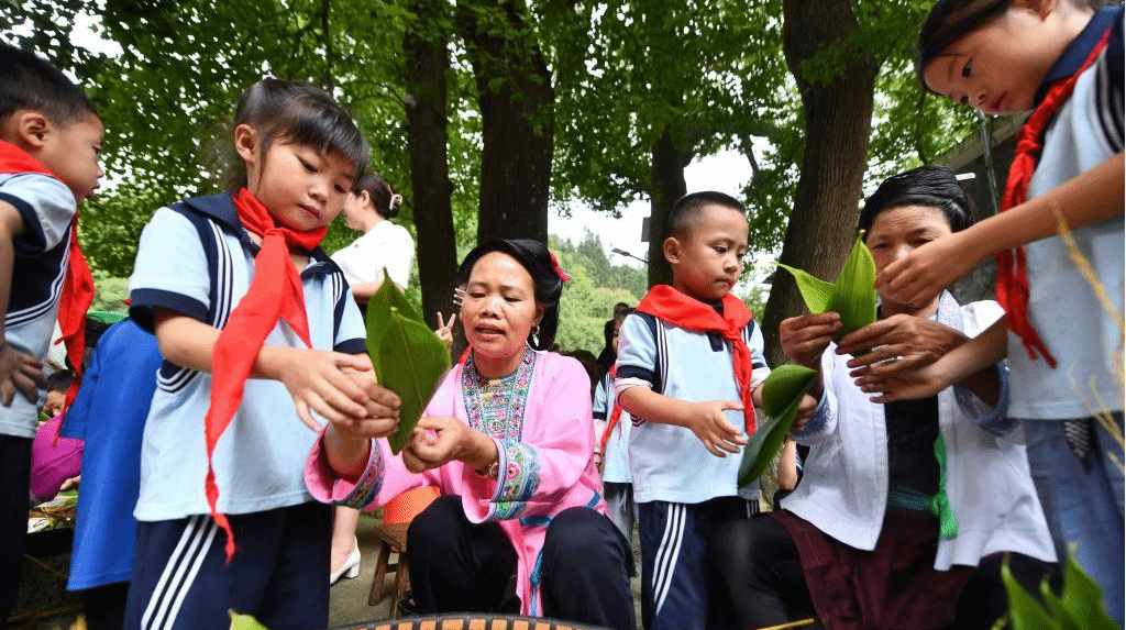 民族团结“粽”有情